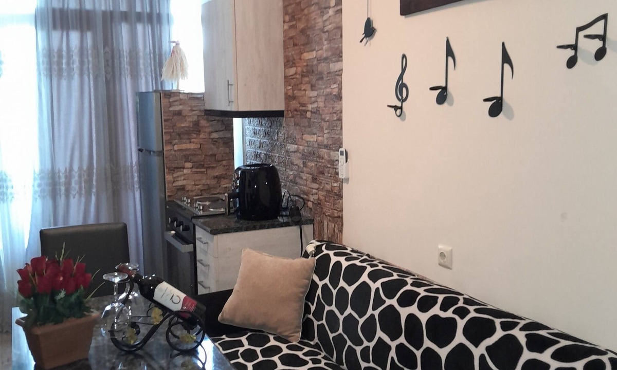 Tbilisi Apartment | 17th floor. Historical, city and fir-tree views. Comfortable. Sunny.