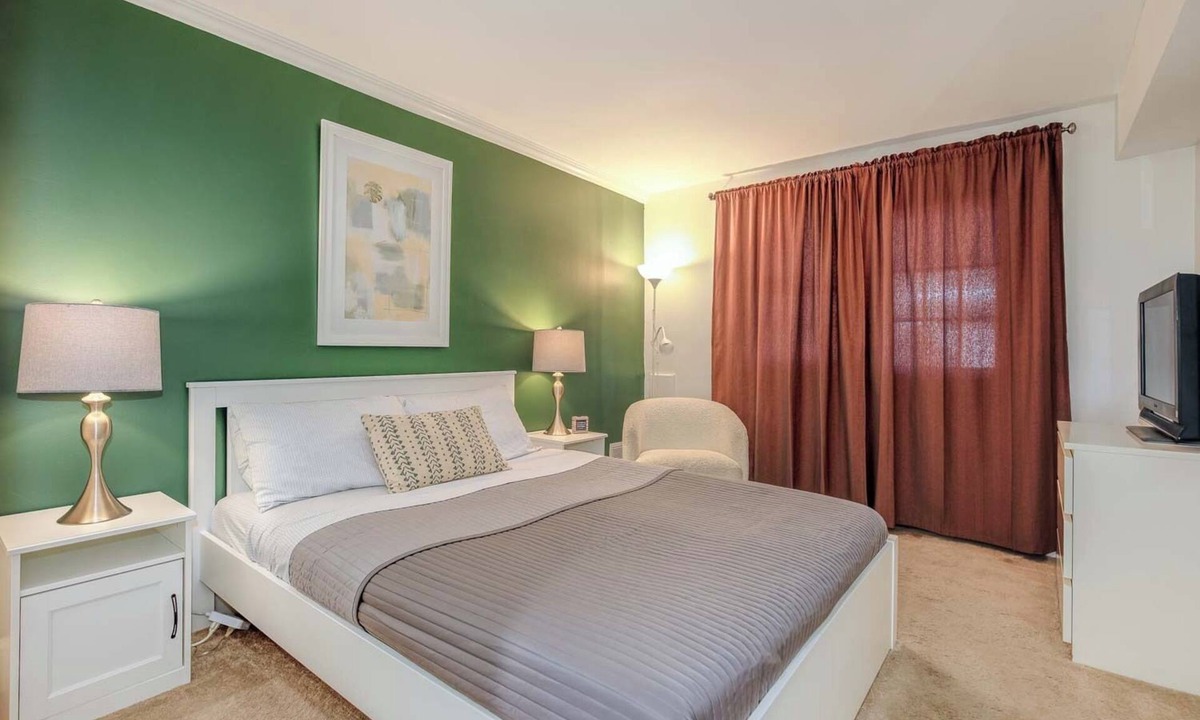 Near Northeast Apartment | 2-bedroom apartment near US Capitol in welcoming Washington