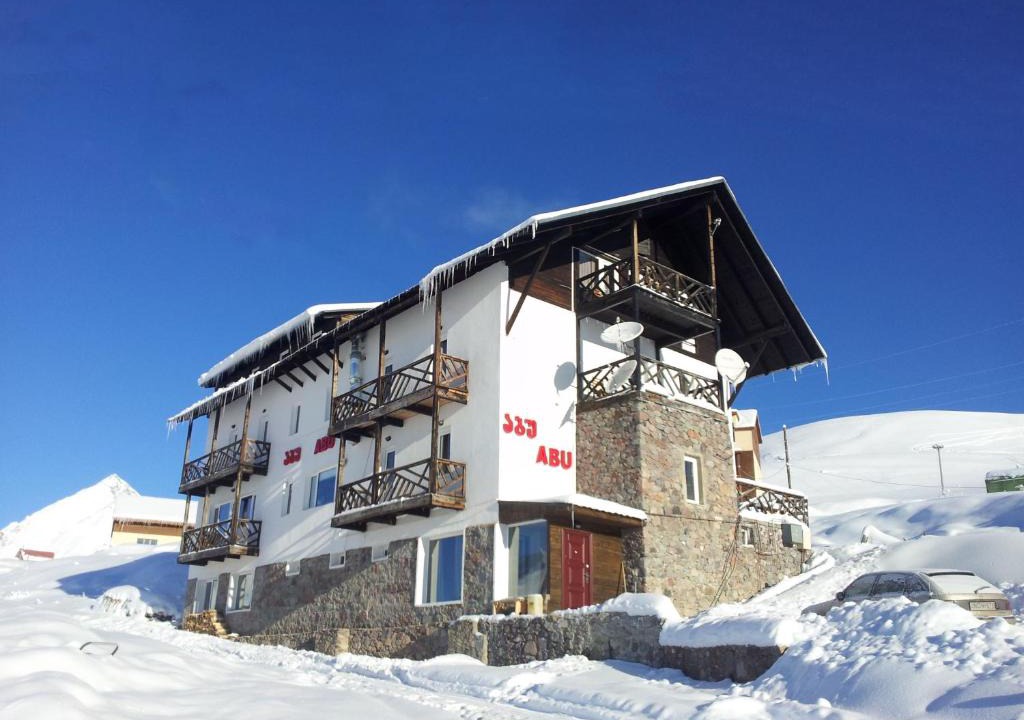 Kazbegi Hotel | Abu Hotel