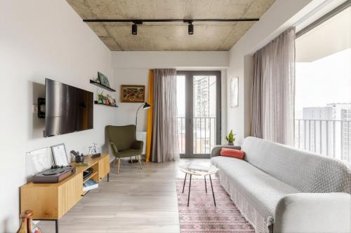 Saburtalo Apartment | All Green Loft with Amazing Views, With 2 Balconies and AC