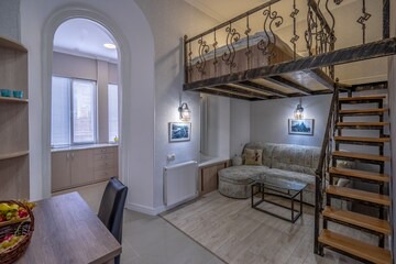 Avlabari Apartment | Apartment is located in the historical part of Tbilisi close to Metro "Avlabari”