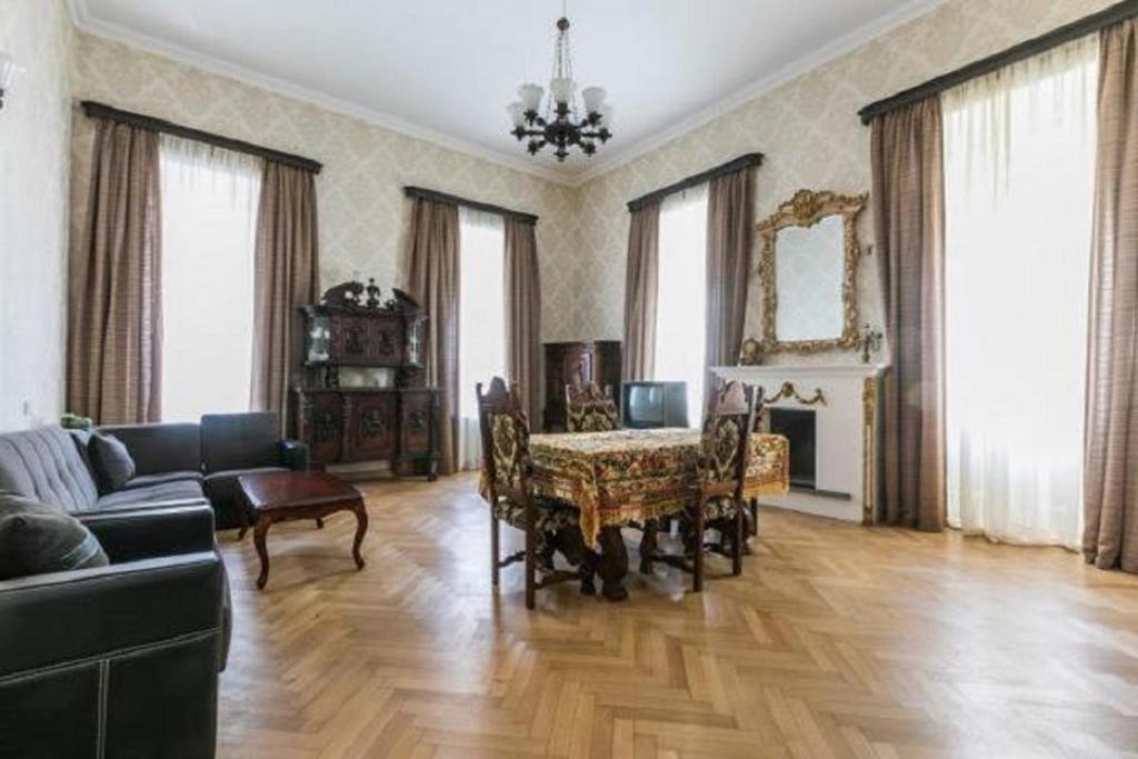 Tbilisi City Centre Apartment | Apartment Megi in Old Tbilisi