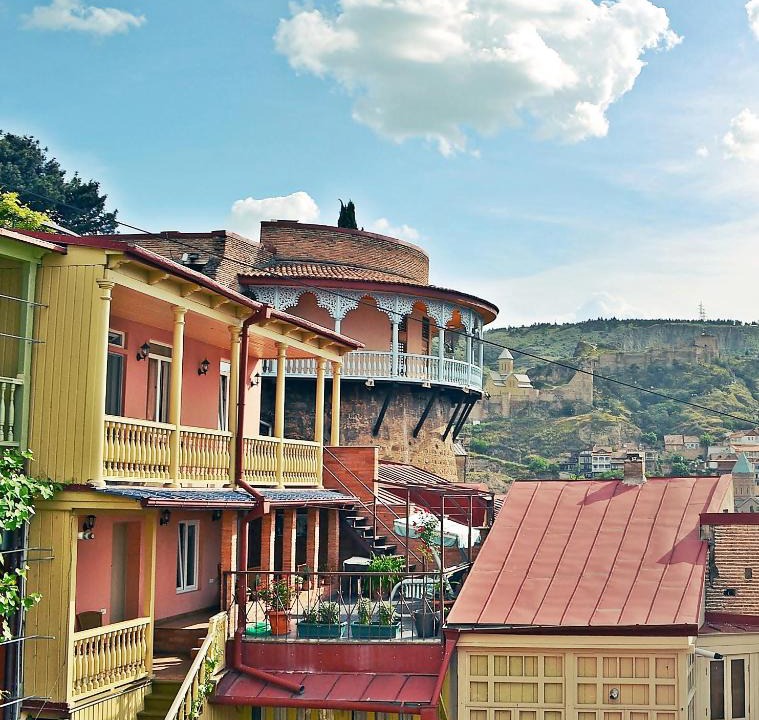 Avlabari Apartment | Apartment Paysage
