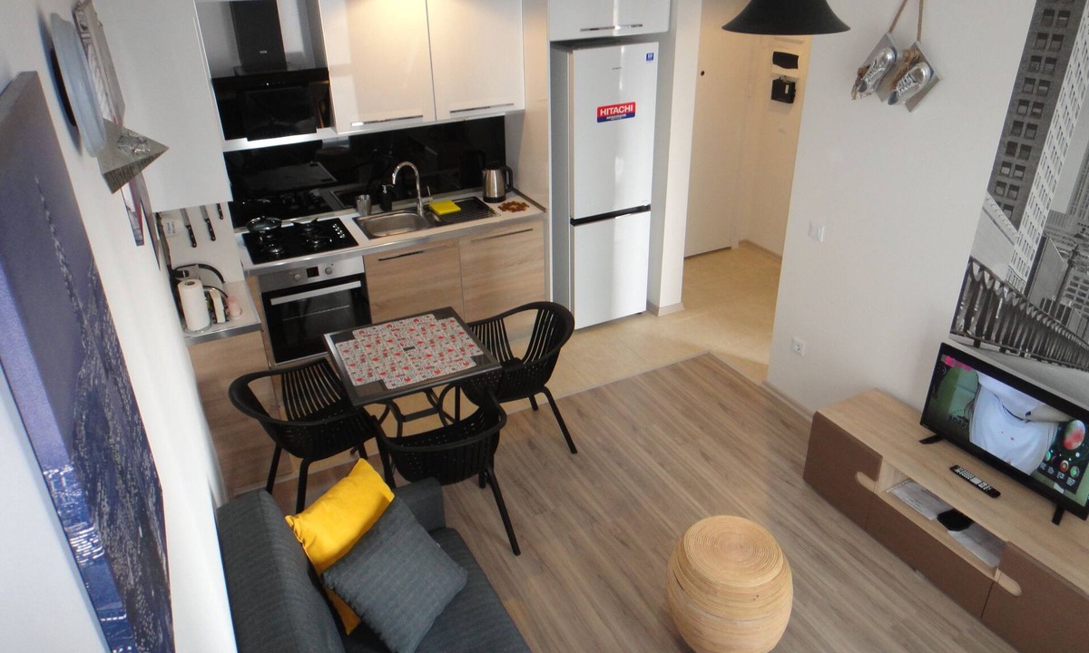 Vake-Saburtalo Apartment | Apartment with swimming pool in Tbilisi