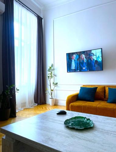 Sololaki Apartment | Art Hotel Tabidze