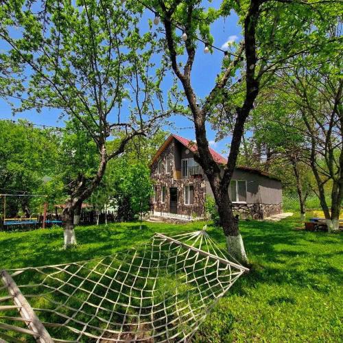 Likani Ski Chalet | Bacho's cottages Mzetamze - cozy mountain retreat