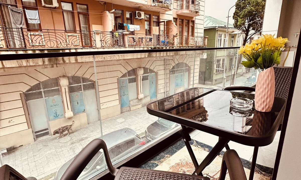 Batumi Apartment | Charming Apartment Cosy Balcony in the Old Quarter