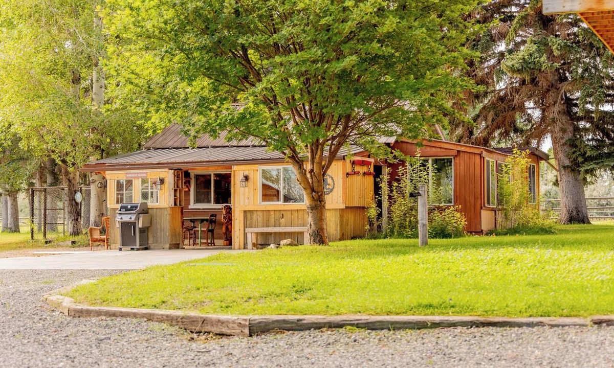 Cody Cabin | Cody Bunkhouse