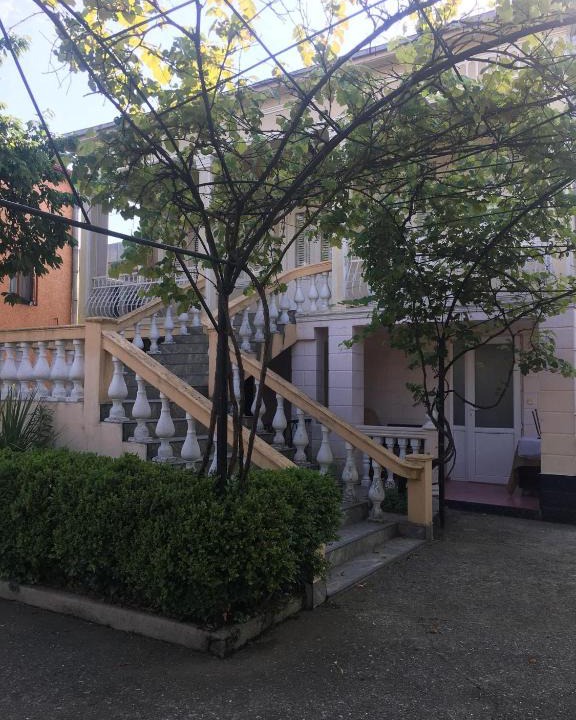 Kobuleti House | Dine hause