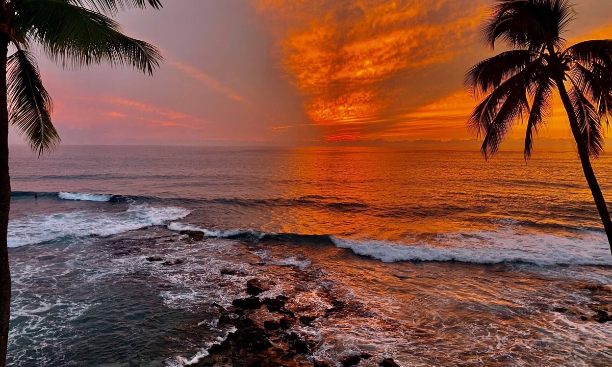 Historic Kailua Village Condo | 🏖️Direct Oceanfront Kona Condo | One of the Best Views | AC | Walk to Town