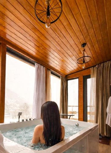 Kazbegi Apartment | Donata Cottages kazbegi