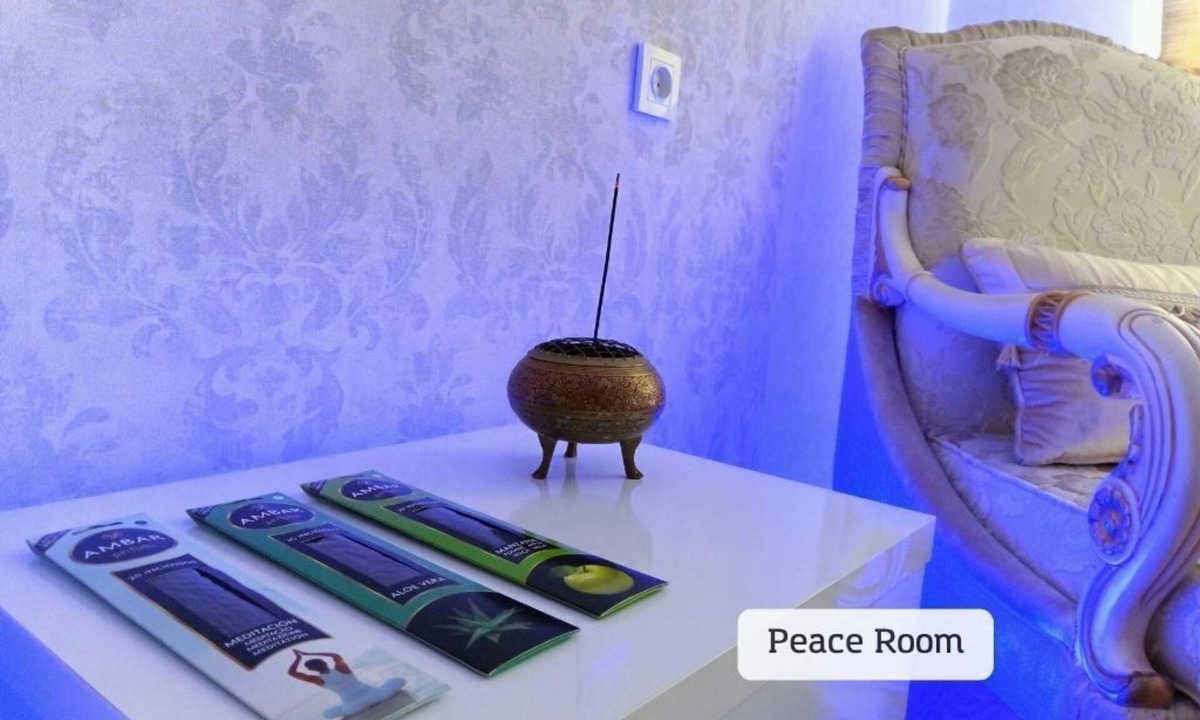 Kutaisi Apartment | Elegant Escape: Your Home in The Center of Kutaisi