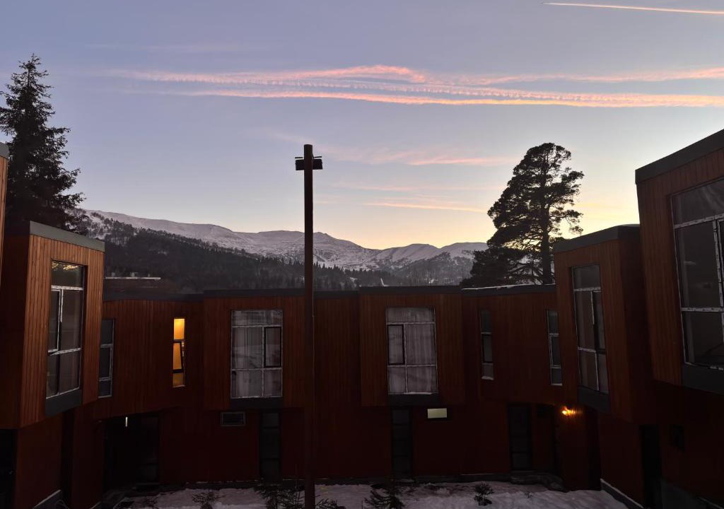 Bakuriani Ski Chalet | Fughuro cottage