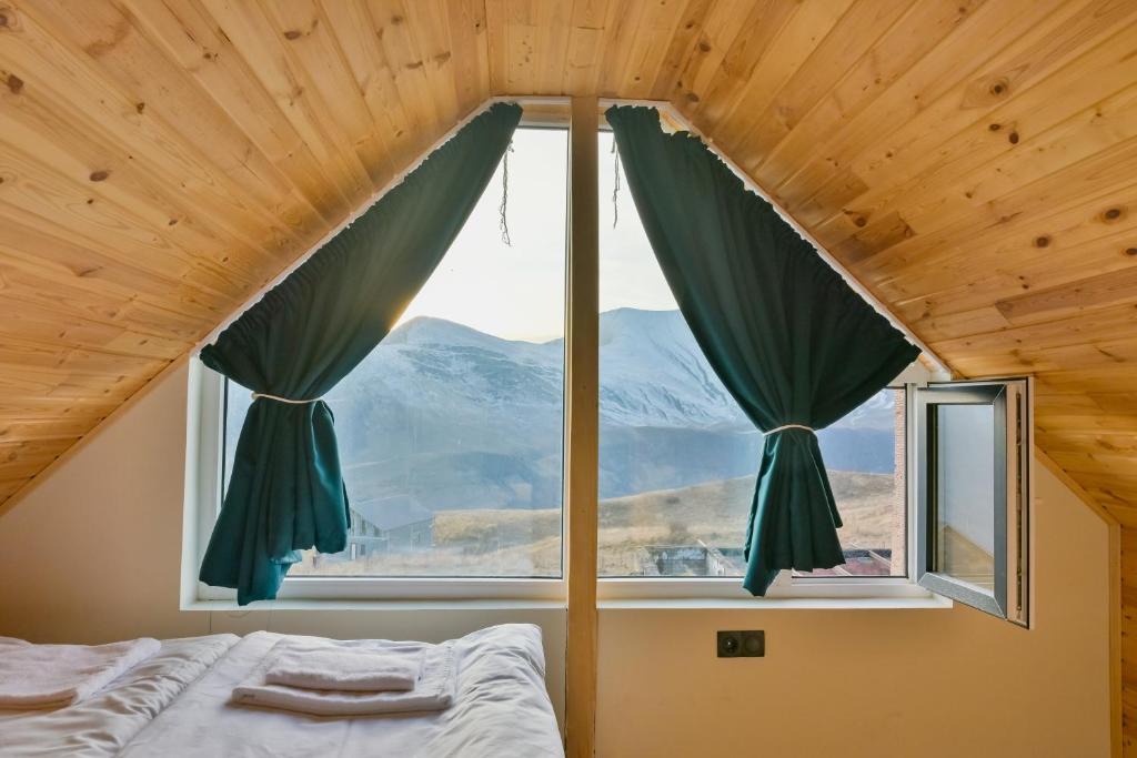 Kazbegi Villa | Gudauri Private Cottage 2