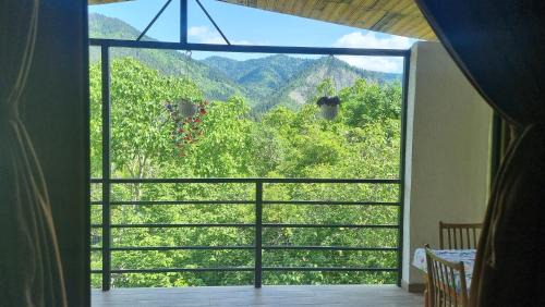 Akhali Ubani House | Guest House Sando