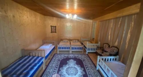 Salkhino Apartment | guesthouse wood