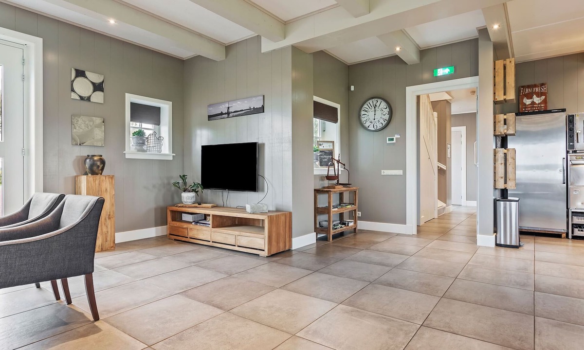 Middenbeemster House | Holiday Home in Beemster by Windmill