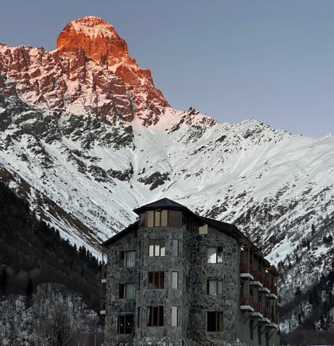 Mazeri Hotel | Hotel Lamala