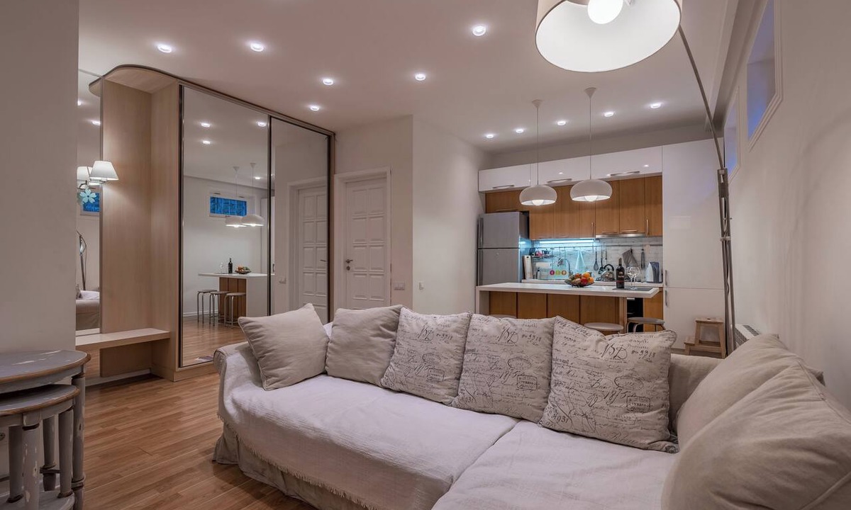 Vera Apartment | Hyacinth House: Your Quiet Sanctuary in the Heart of Tbilisi