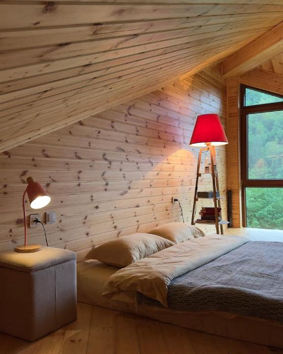 Lalkhori House | IparAlto