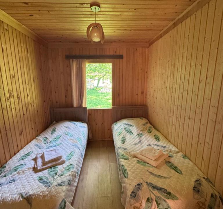 Salkhino House | Kaghu