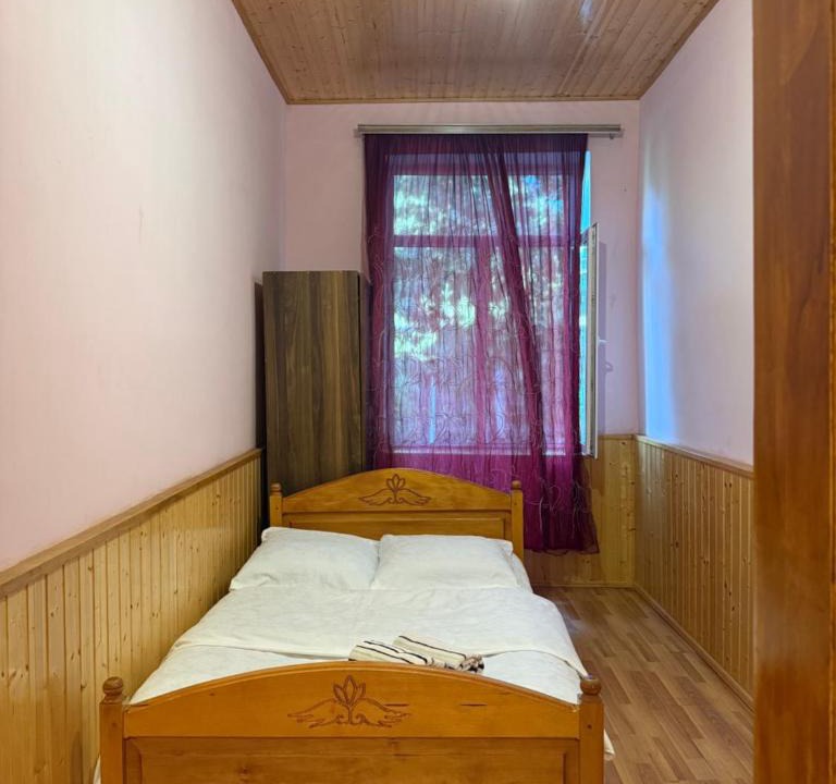Lentekhi House | Konstanta