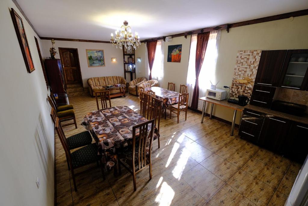 Bagvdanari House | LAILA Guest House