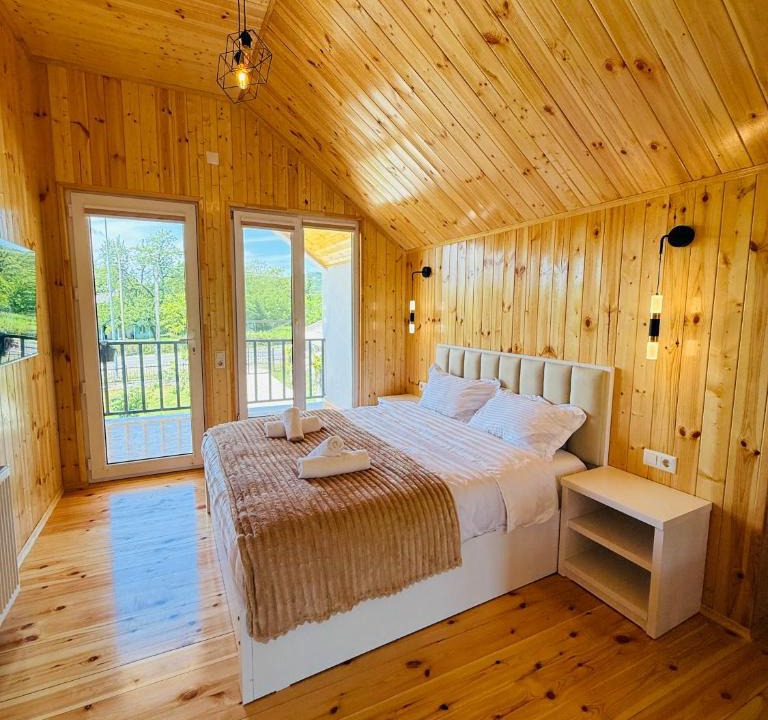 Martivili Apartment | Loreta's Canyon Farmhouse