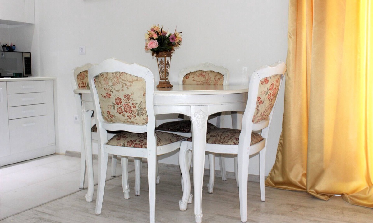 Vake-Saburtalo Apartment | Lovely Apartment in Bagebi