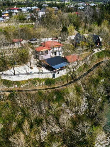 Salkhino Hotel | Martvili canyon cottage
