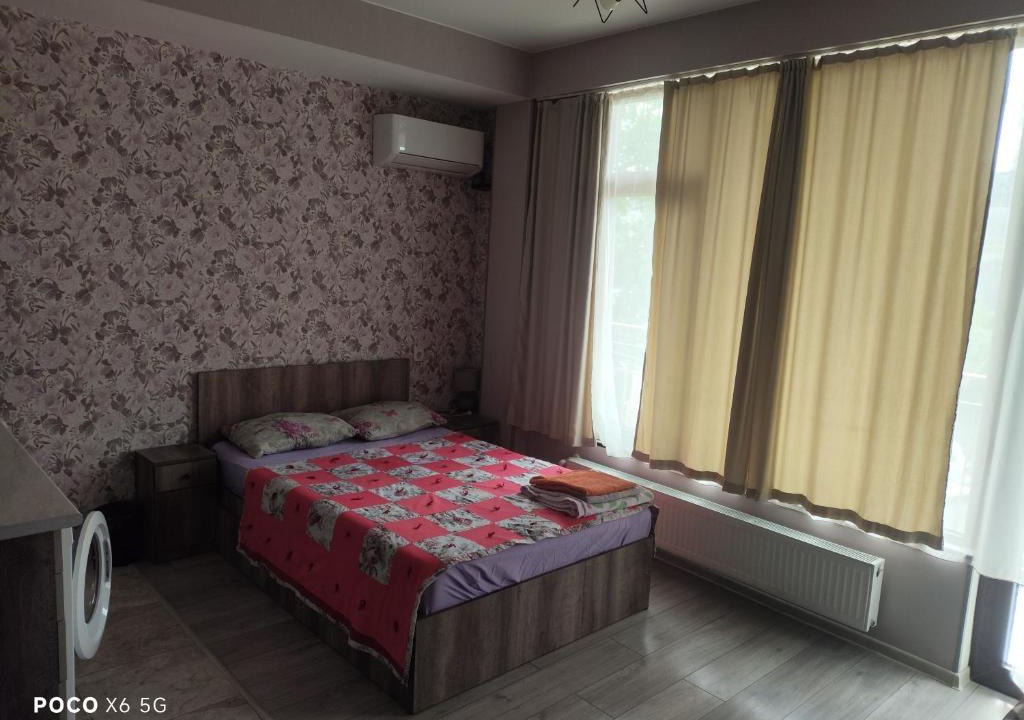 Didube Apartment | Mary's Cozy & Lovely studio on very quiet Khosharauli street