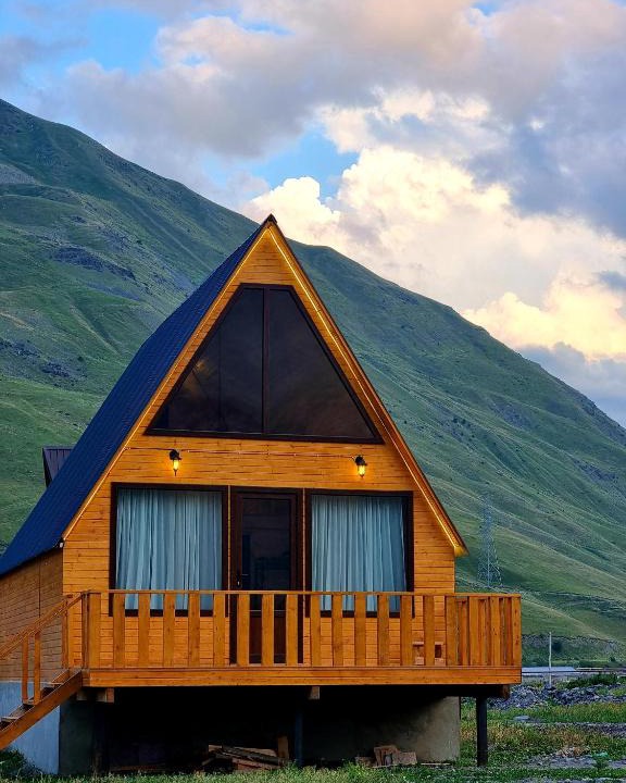 Ach'khoti Ski Chalet | Mountain hut in Kazbegi