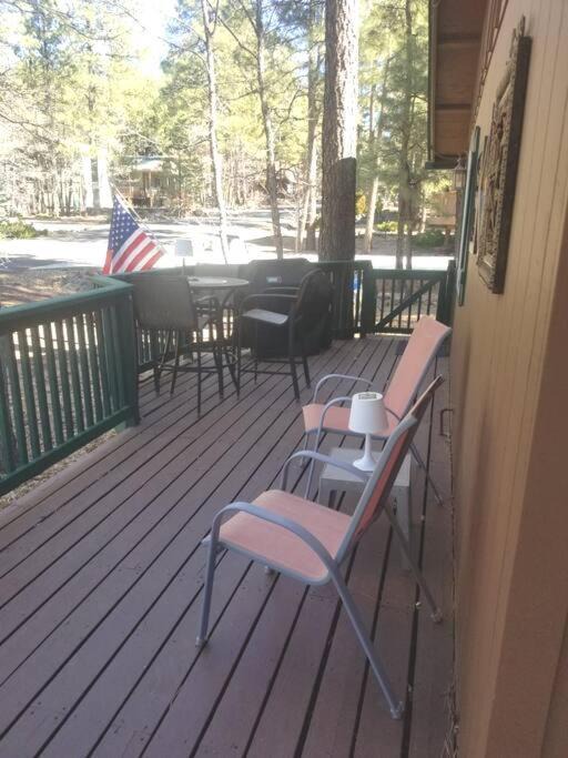 Munds Park House | Munds Park Cabin sleeps 6 in tall cool pines central heat and ac , Great hiking trails near by