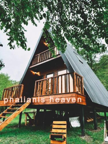 Bagvdanari Ski Chalet | Phaliani's Heaven