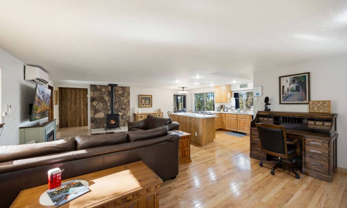 Prescott House | Private - Amidst The Forest
