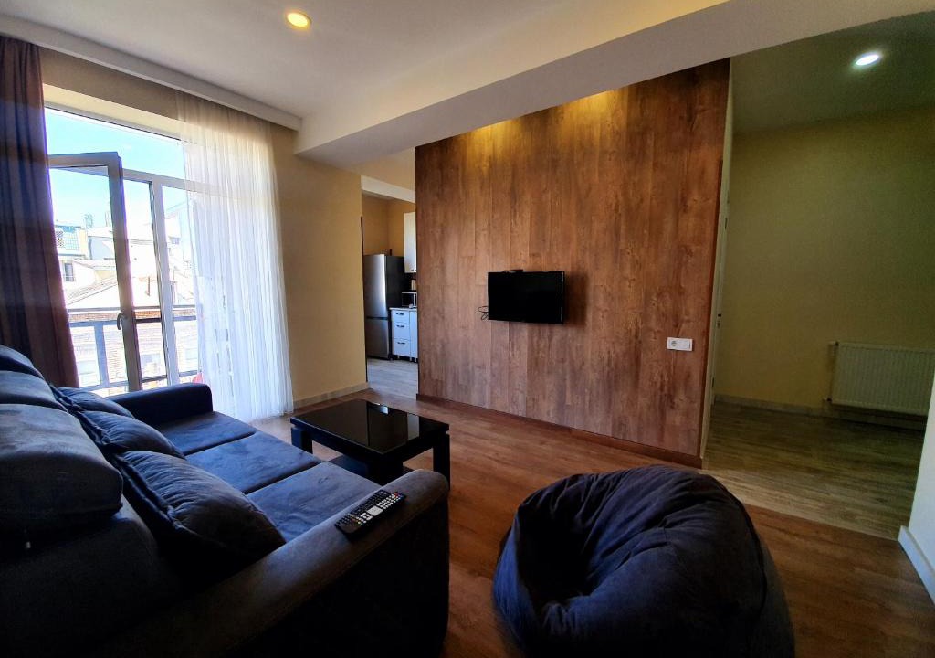 Vake-Saburtalo Apartment | Riverside Gagarini