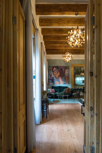 Sololaki Apartment | Sol-o-Laki Apartment-Hotel in old Tbilisi
