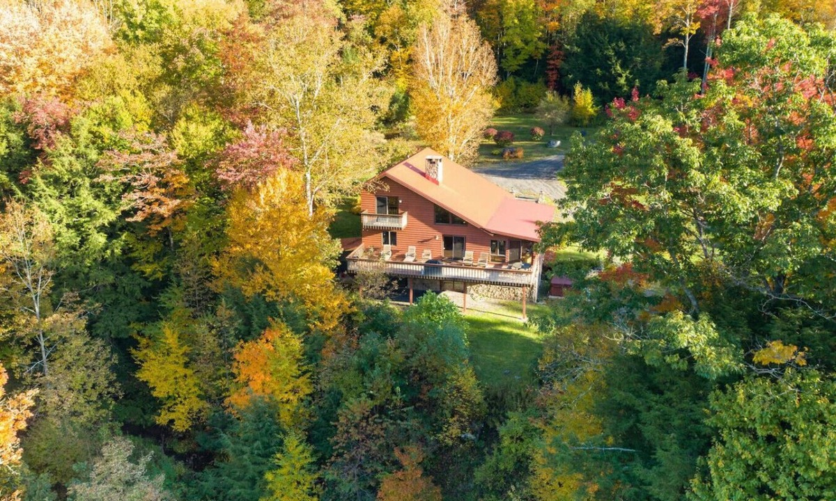 Highmount House | Spacious 6BR Catskills Mountain Getaway with Hot Tub & Stunning Views