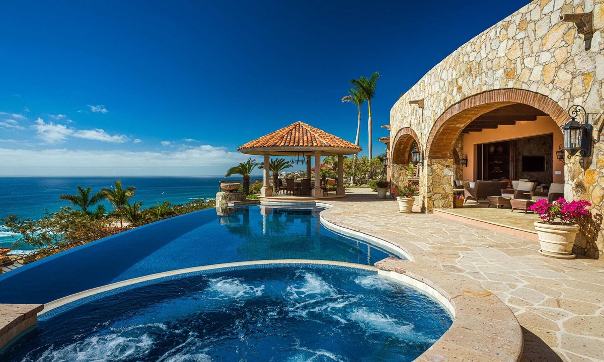 Rancho Cerro Colorado Villa | Stunning 7BR Luxury Villa