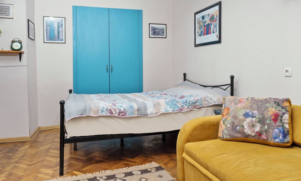 Chugureti Apartment | Stylish Studio – Chikobava Street Heart of Tbilisi