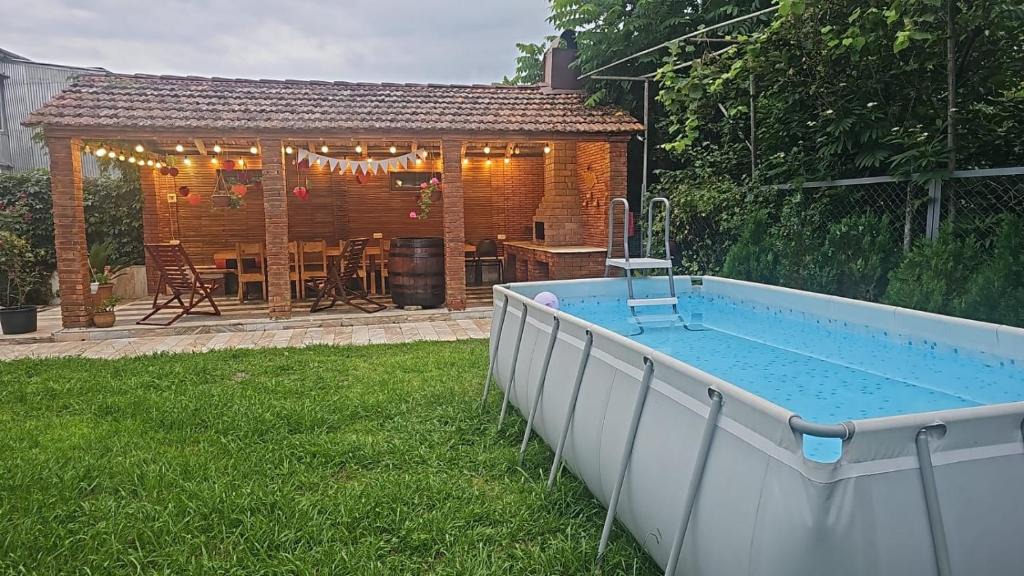 Kobuleti Bed & Breakfast | Sweet Home Near Black Sea