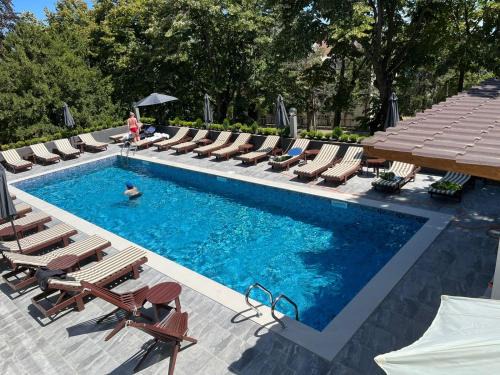 Kojori Hotel | The Residence Hotel & Cottages