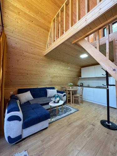 Ambrolauri Apartment | Tlughi cottage
