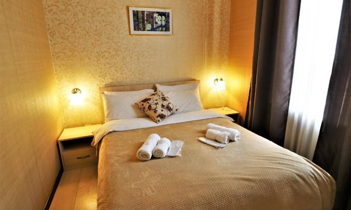 Chugureti Hotel | Unique and Cozy Apart Hotel on the corner of London Park in Tbilisi