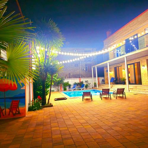 Gonio House | Villa "Rezi-dencia"