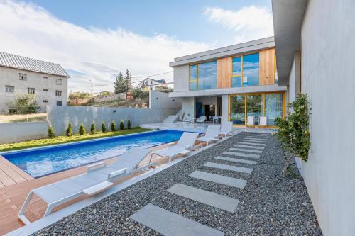 Tbilisi Villa | Villa Tabori Hill - 3BR Luxury Villa in Tbilisi