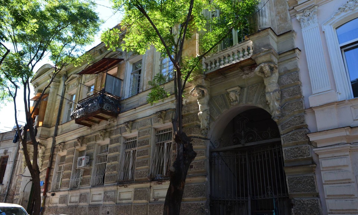 Old Tbilisi Apartment | Welcome To The Historic Centre Of Tbilisi.