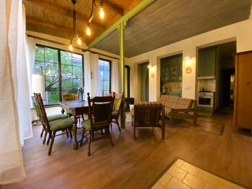Akhali Ubani House | Wonderwood Borjomi Provencal