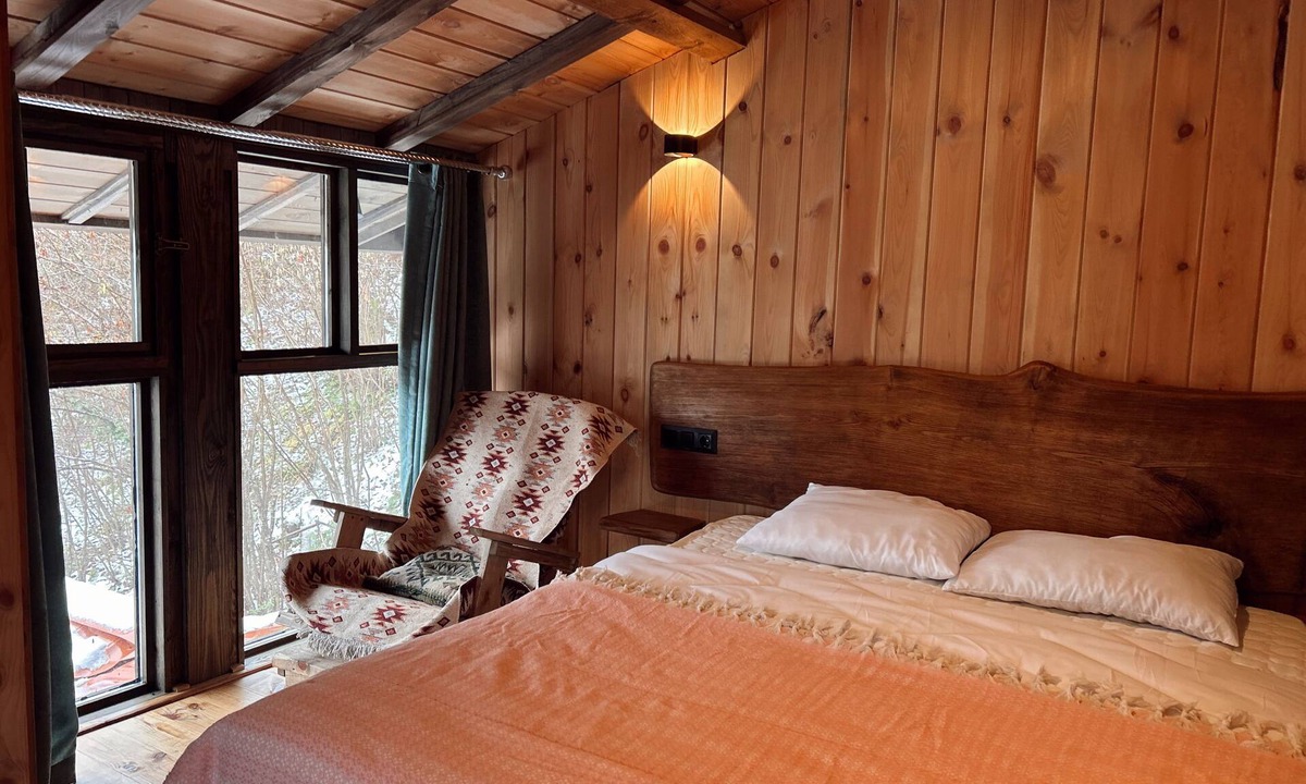 Khelvachauri Villa | Wooden Cabin in Nature: Sauna, Jacuzzi, BBQ & Fireplace