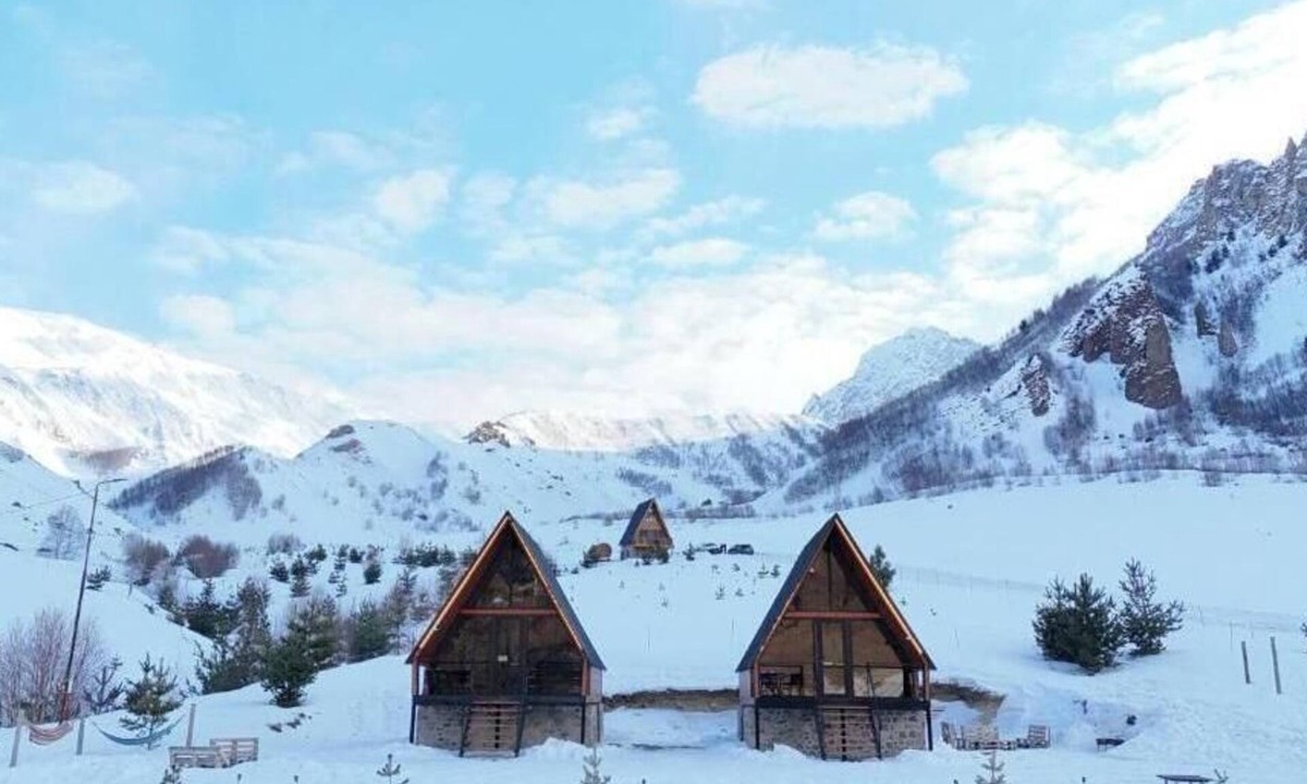 Kazbegi Ski Chalet | Your Peaceful Retreat in Kazbegi – Chalet with Stunning Views & Warm Charm